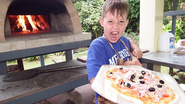 How to build an outdoor pizza oven? Simple Steps