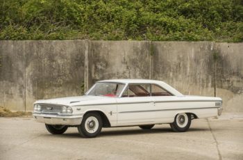 Exploring the 1964 Ford Galaxie 500 427
